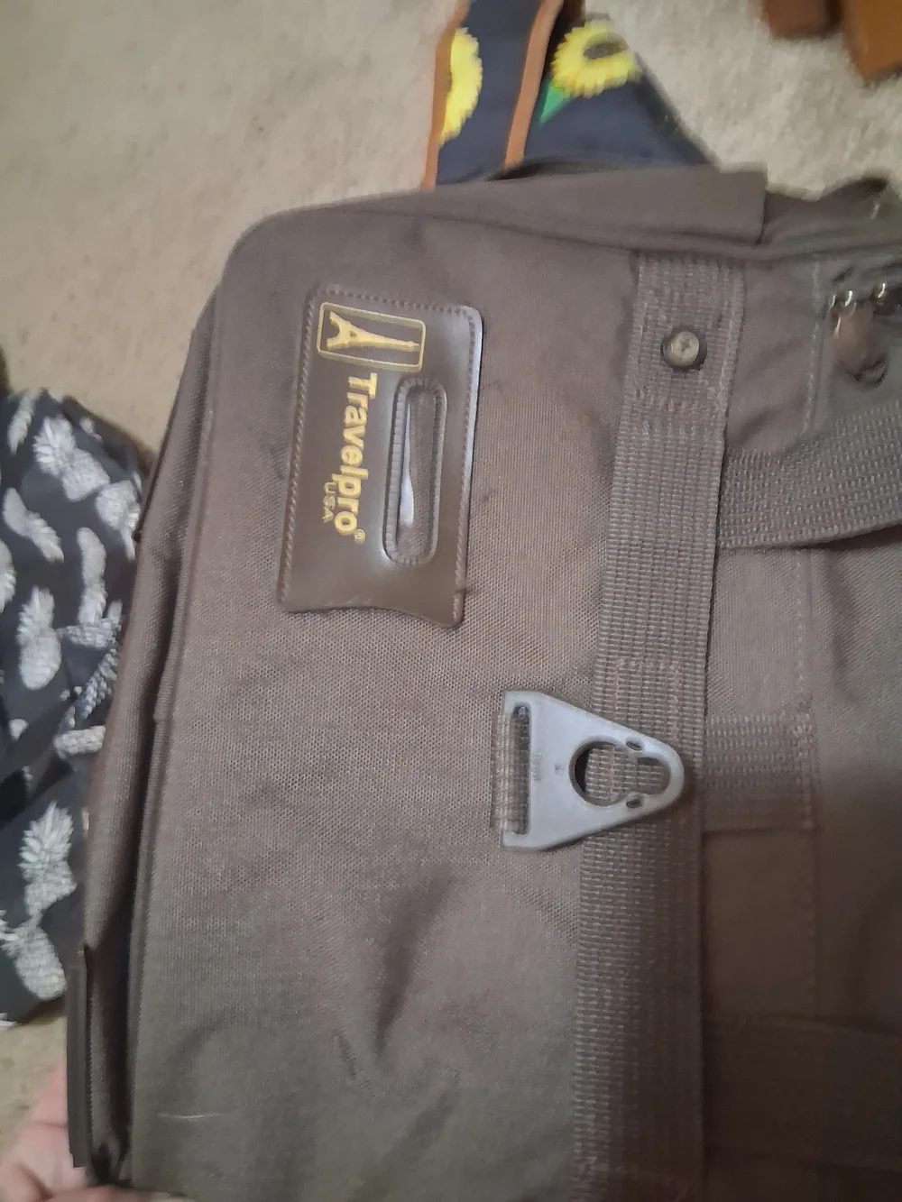 Travelon Brown Men's Travel Briefcase Shoulder Bag